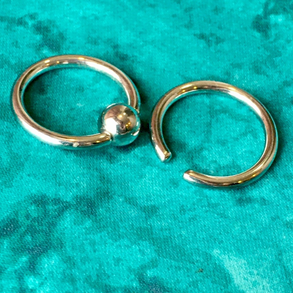 Stainless Implant Steel Captive Bead Ring Earrings - Picture 4 of 4